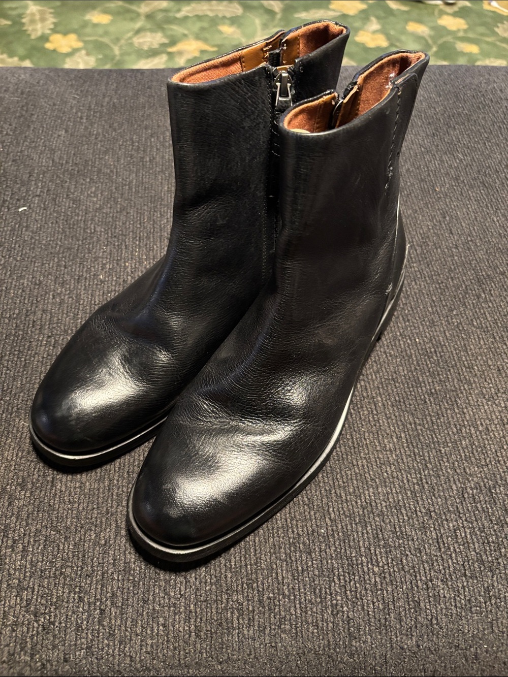 Franco Sarto Black Leather Chukka Zip Boots